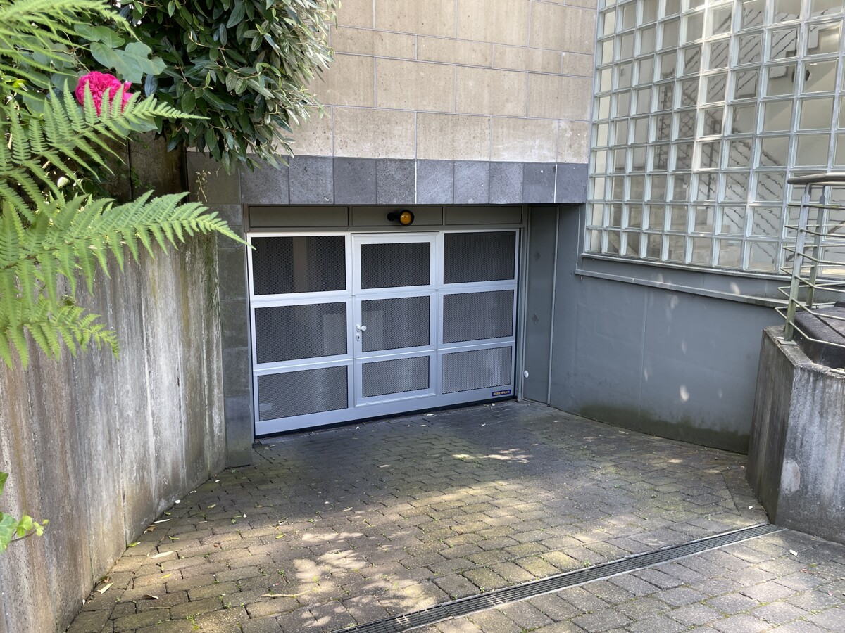Ein- und Ausfahrt