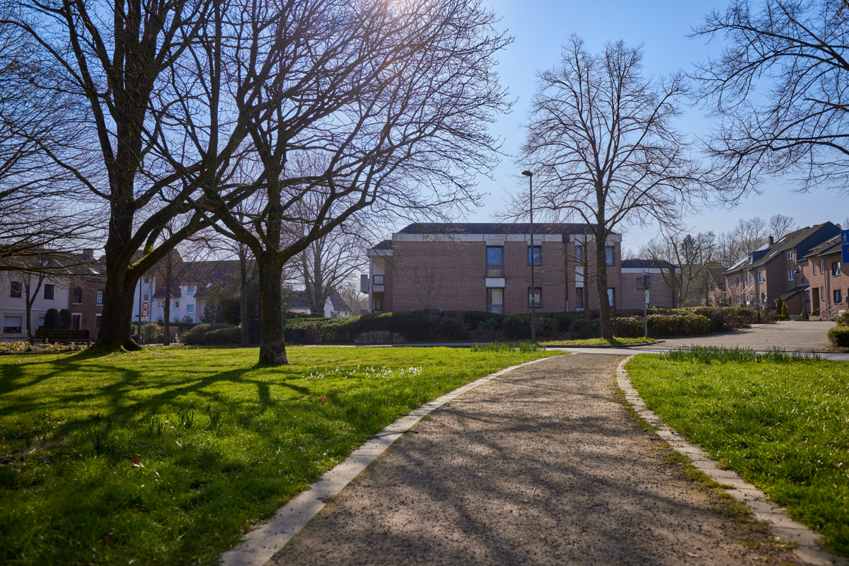 Blick vom Park am Nirmer Platz