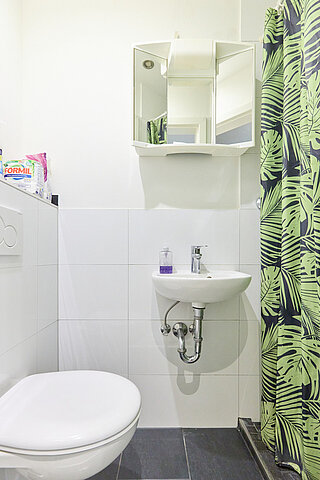 Badezimmer Apartment EG Anbau - Kapellenstr. 26