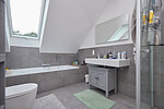 Badezimmer DG