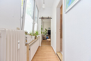 Flur 1. OG - Kapellenstr. 28