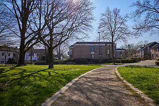 Blick vom Park am Nirmer Platz